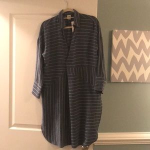 Anthropologie tunic size small